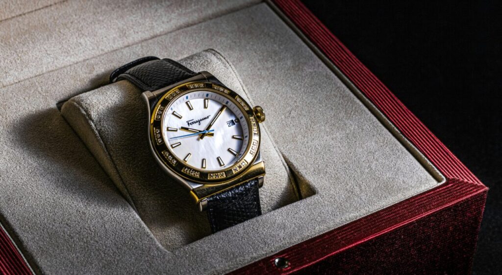 boite de montre présentation